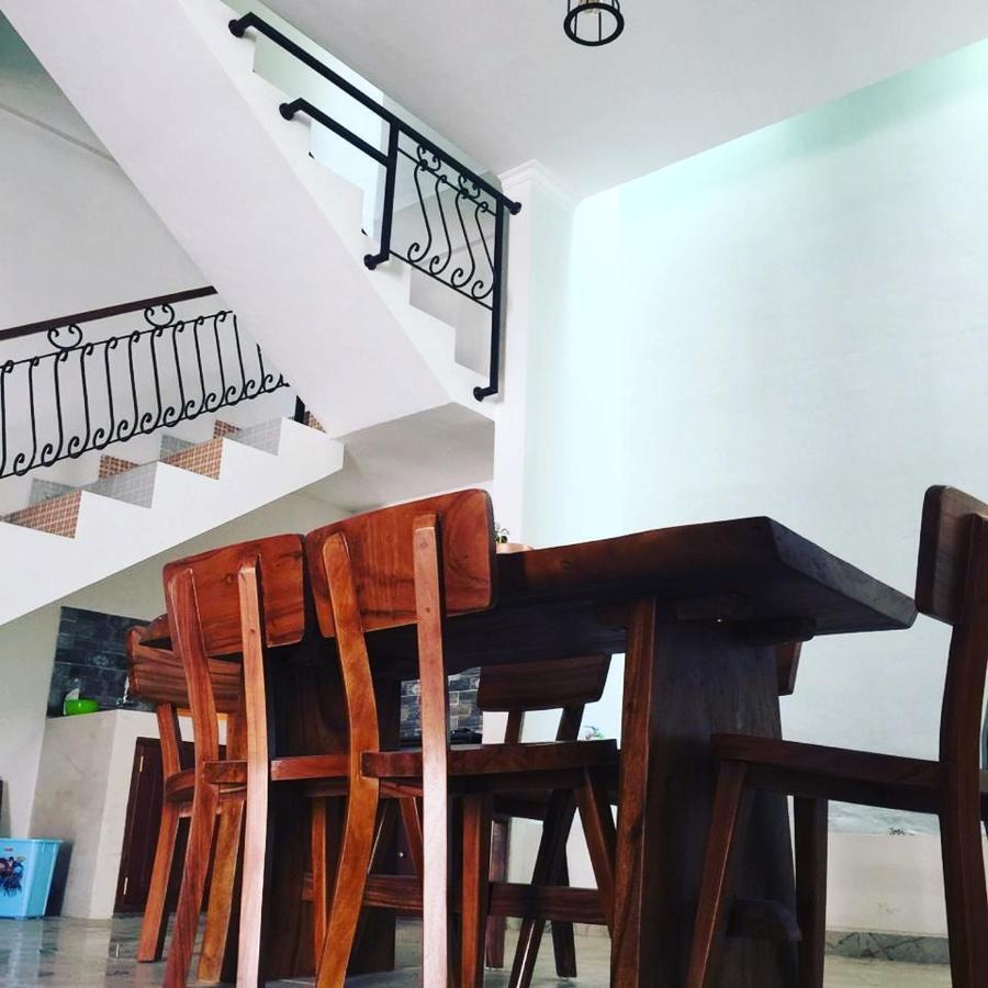Zg Homestay Solo Sumber  Εξωτερικό φωτογραφία