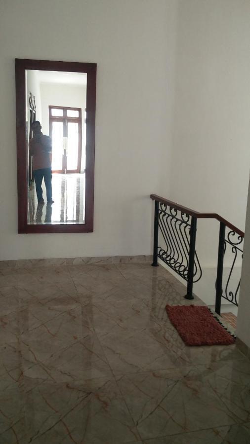 Zg Homestay Solo Sumber  Εξωτερικό φωτογραφία